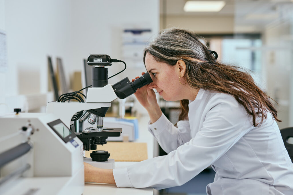 NOOSA technician lab microscope analysis fibre textile